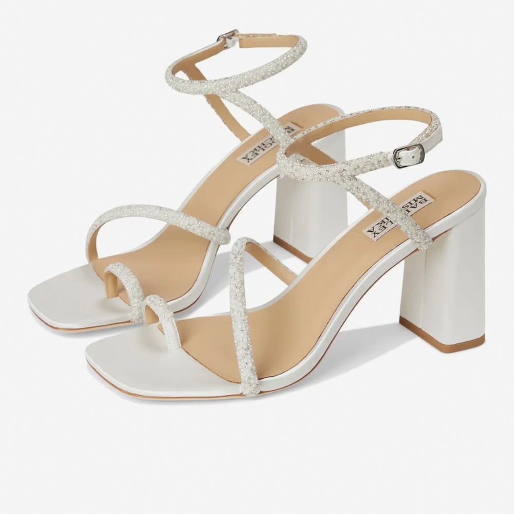 Badgley Mischa Delilah Heels Soft White Size 8.5